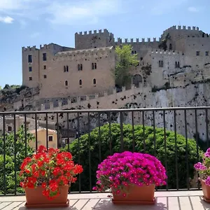 https://villetta-in-centro-storico.sicilyhotelsitaly.net
