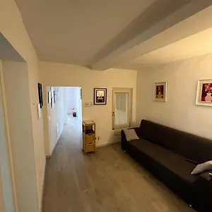 https://casa-di-alfredo-2-la-bomboniera.it-tuscanyhotel.com