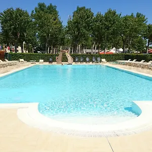 https://camping-viareggio.it-tuscanyhotel.com
