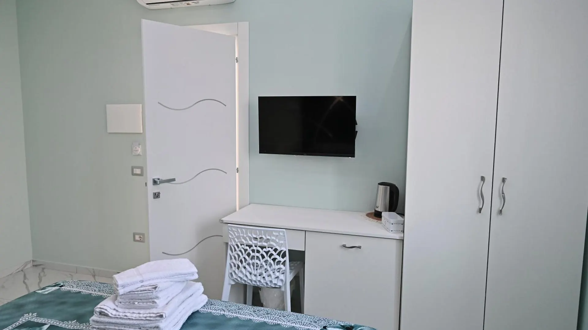Bed and Breakfast Bebsantaniellohouse1 à Naples 0*,  Italie
