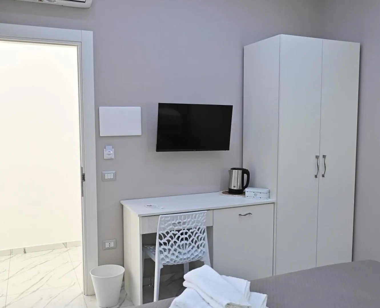 Bed and Breakfast Bebsantaniellohouse1 à Naples Italie