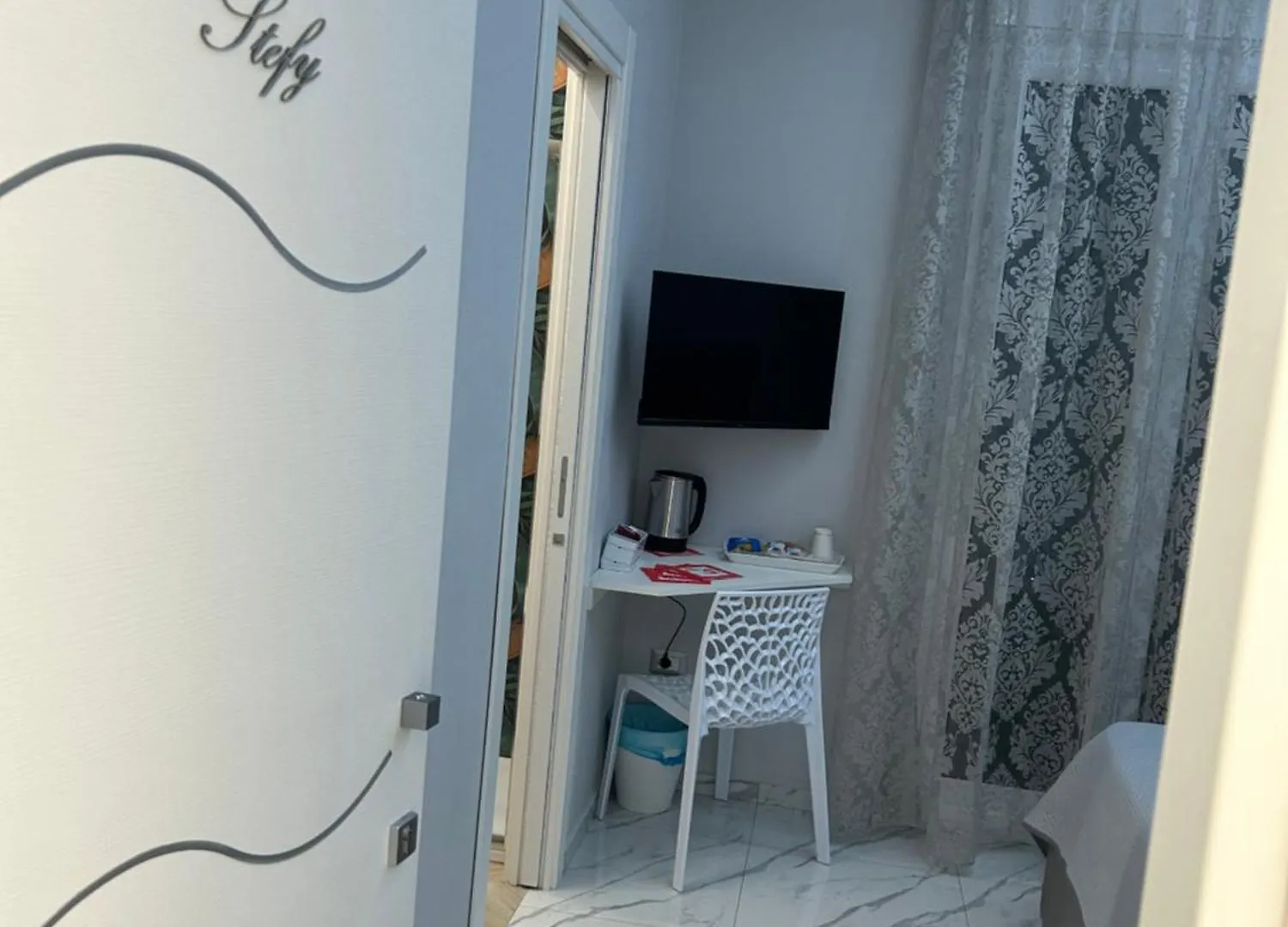 Bed and Breakfast Bebsantaniellohouse1 à Naples Couette-café