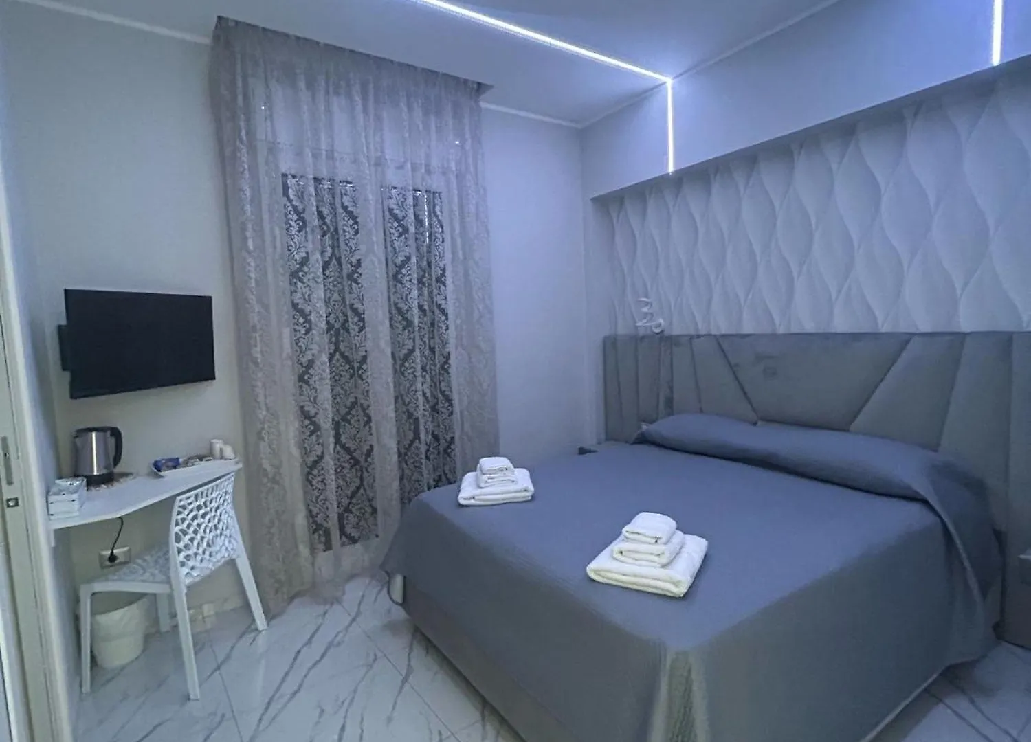 Couette-café Bed and Breakfast Bebsantaniellohouse1 à Naples